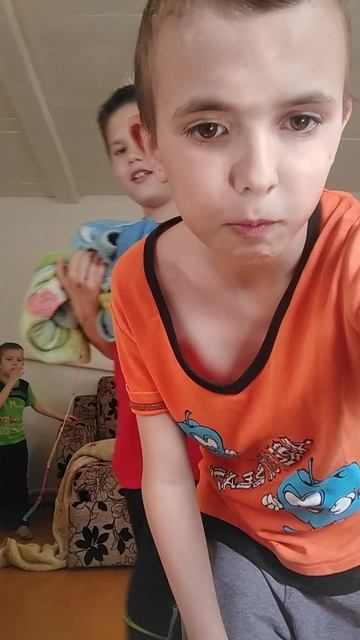 бедный ребенок