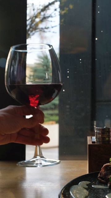 Как бы мы не старались передать атмосферу через экран, вживую всё равно ощущается лучше 😌