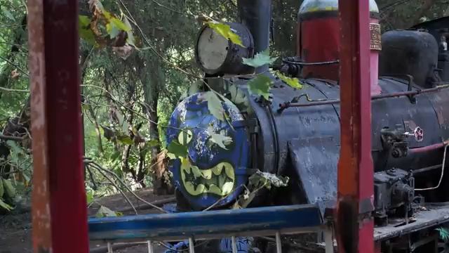 Бабушка ломает мошенников, ставя им диагнозы по телефону (мини-сборник)