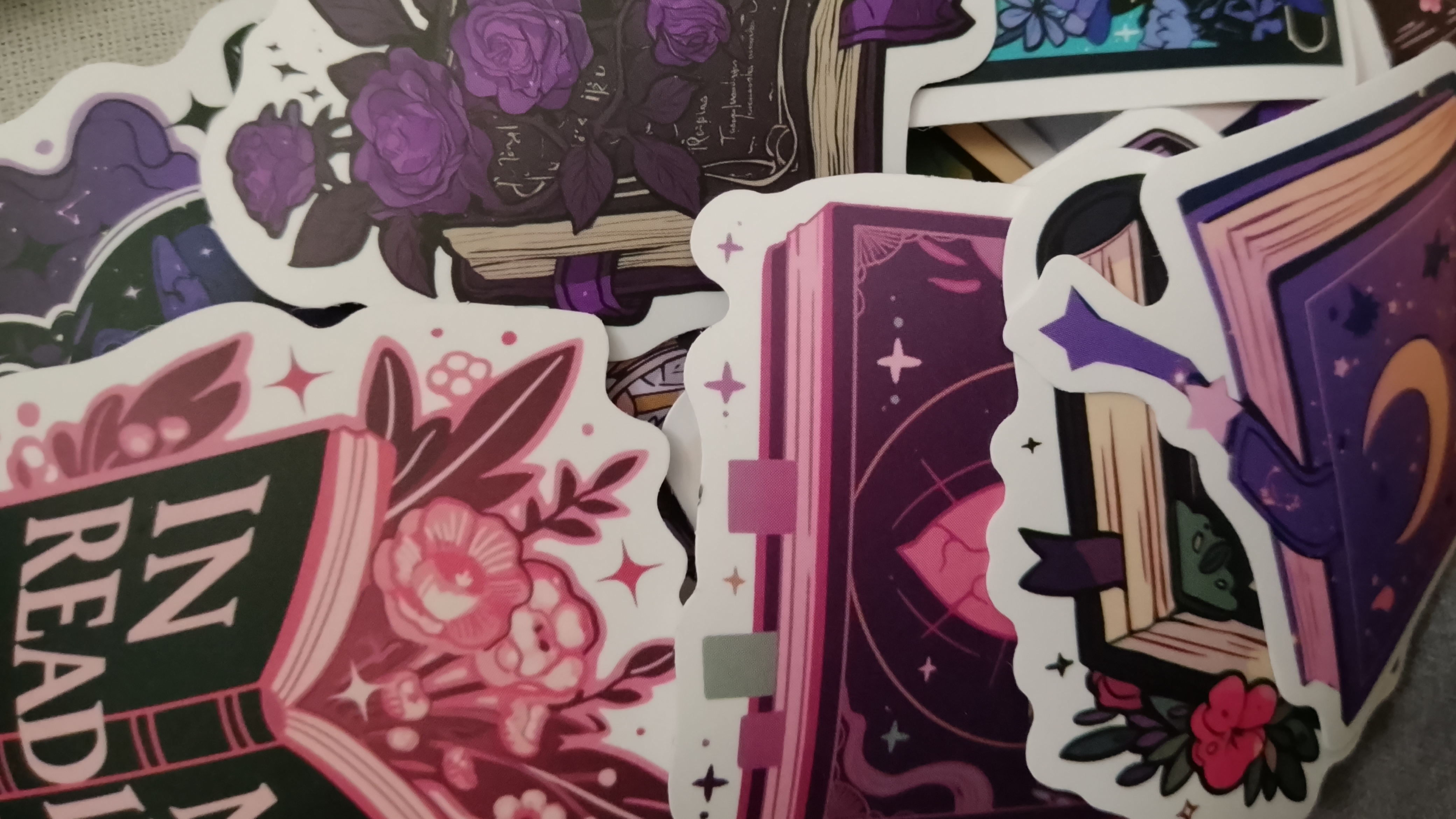 стартуйте свой канал с видео о фикспрайсе, отзывах на кино и книги