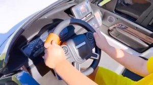 Ники и Крис - любимые истории с младшим братом