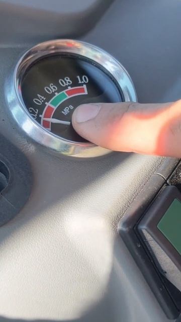 А вы как пользуетесь тракторным компрессором? Кентавр Т-654  #минитрактор #трактор