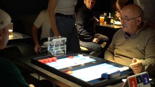 Турнир по спортивным длинным нардам в Сочи. Игра 1.