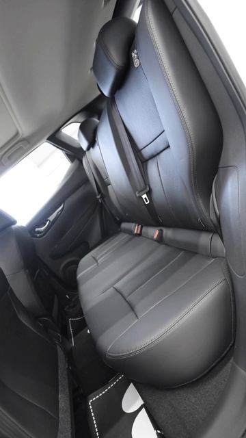 NISSAN QASHQAI GLORY в автосалоне 