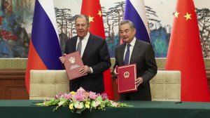 Сергей Лавров и Ван И обсудили координацию позиций России и Китая на международных площадках.