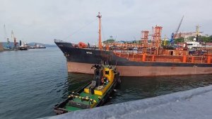 ТАНКЕР "ВЕРТЕКС " ВЫХОДИТ С ПОРТА ДИОМИД ВО ВЛАДИВОСТОКЕ #Танкер