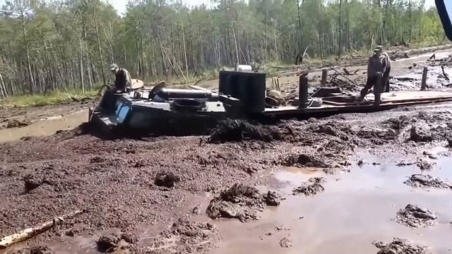 ВИТЯЗЬ ДТ30 - Легендарный 30-тонный гусеничный вездеход!!!