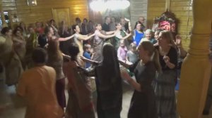 Танцы вокруг Говардхана. Вологда 2016