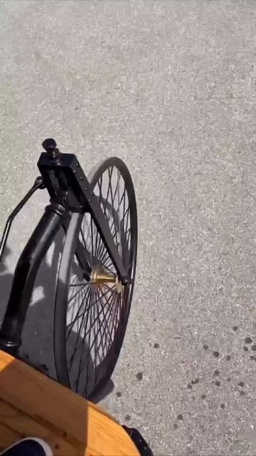 2013. Так выглядит первый в мире авто с двигателем внутреннего сгорания