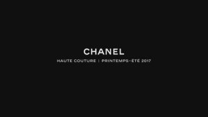 Показ женской коллекции Chanel весна-лето 2017