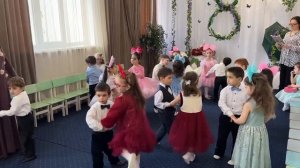 Парный танец на 8 марта