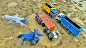 Авария на Мадди-Ривер: трактор-рикша вытаскивает JCB? | Мультфильм