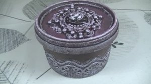 Экологичный декор : декорируем  ведро и заботимся о планете .