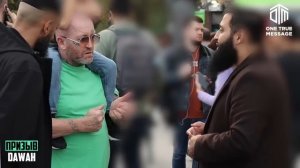 Очень эмоциональная шахада — слезы радости при принятии ислама!