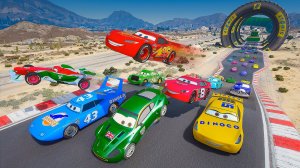 Молния МакКуин и Друзья - Гонка 35 Cars  McQueen, Шторм, Круз, и другие Тачки на экстремальном треке