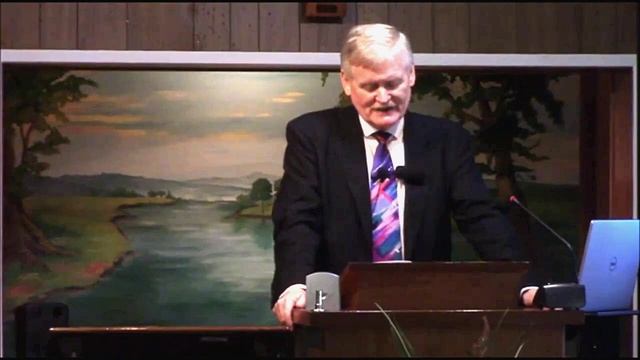 Божество, против Троицы (Билл Хьюз)