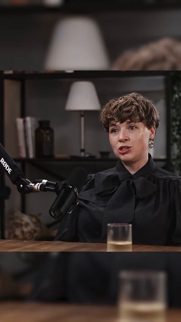 “Опасность” сближения  #психология #мужскиеценности #лекциипоотношениям #short #shorts