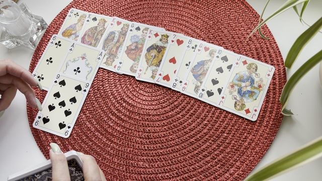 Крестовый король. Что у него в жизни? Гадание на игральных картах