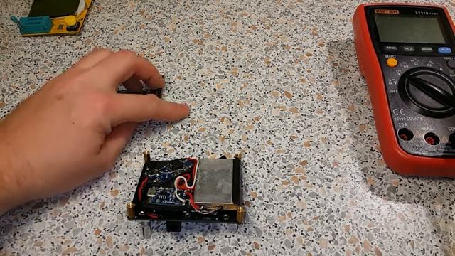 Как самому сделать Крону 6F22 На литиевом Аккумуляторе Улучшенная Схема с АвтоОтключением [get.gt]