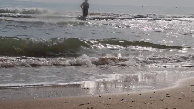 Мои скитания. Дагестан. Русалка в волнах Каспийского моря релакс видео