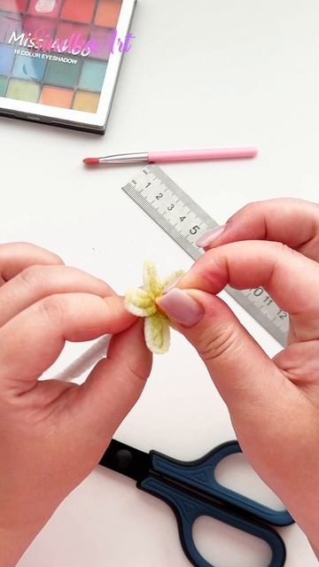 Подснежники из синельной проволоки