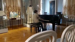 Мазурка. Шопен.  Исполняет Артём Федотов.