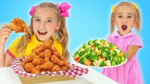 Алиса и Саша выбирают здоровую пищу вместо фастфуда! Кулинарная история с игрушками