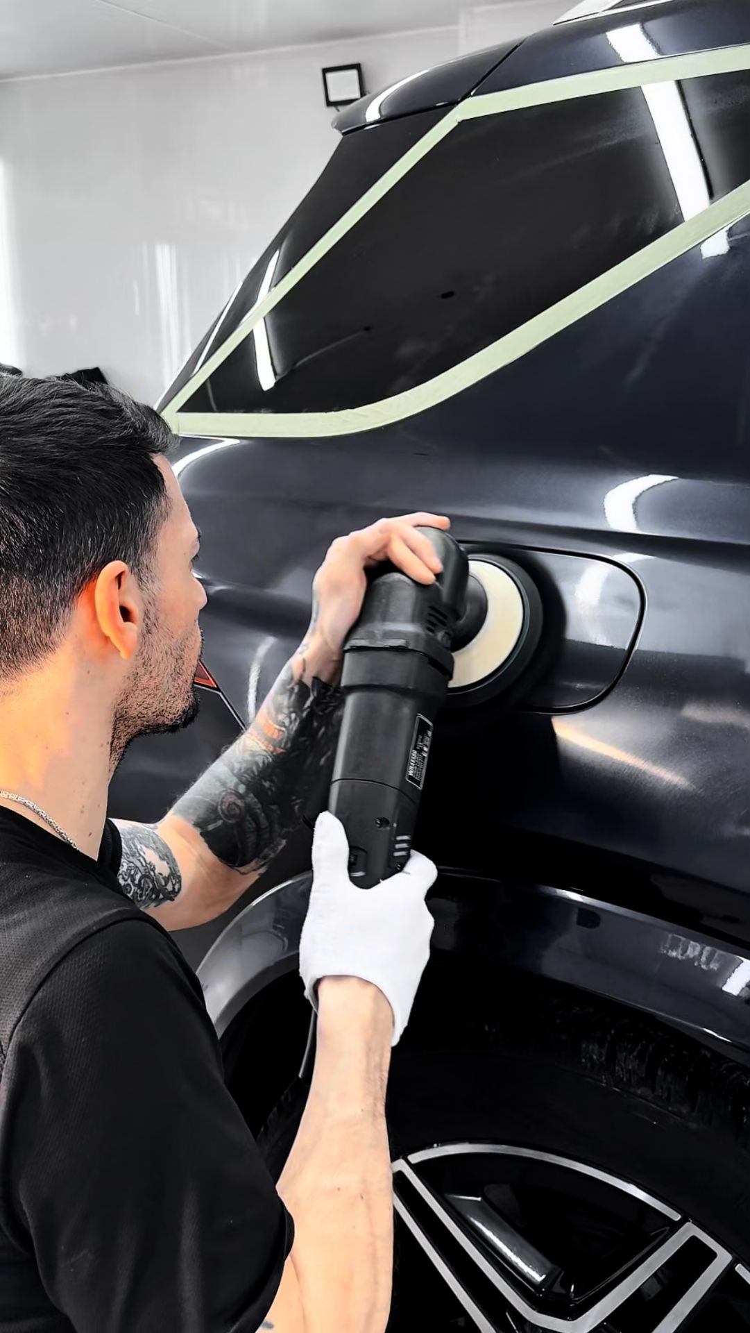 Процесс полировки Mercedes GLE