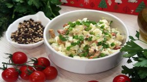 Салат с маринованными грибами, картофелем и сыром косичка