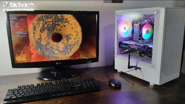 В продаже Игровой компьютер ryzen 7 2700/ Radeon rx 580 4gb/ 16Gb DDR4/ 128gb SSDm2+ hdd500 gb wifi