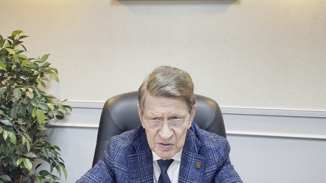 Владимир Валентинович Окрепилов поздравляет ГУАП с 85-летием