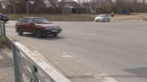 Городские дворы и улицы приводят в порядок после зимы. Панорама 14.04.26