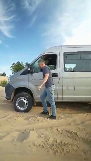 Полноприводный Соболь NN на автопилоте смотреть онлайн