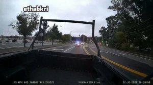 IDIOTS ON CARS  -  learn how to drive #1234