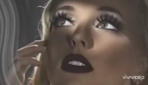 *** "Я ИЗМЕНИЛАСЬ, Я УЖЕ НЕ ТА ..." ***