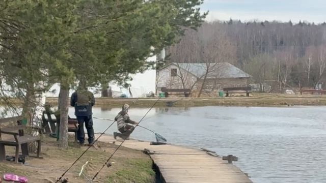 ещё одна форель в подсаке