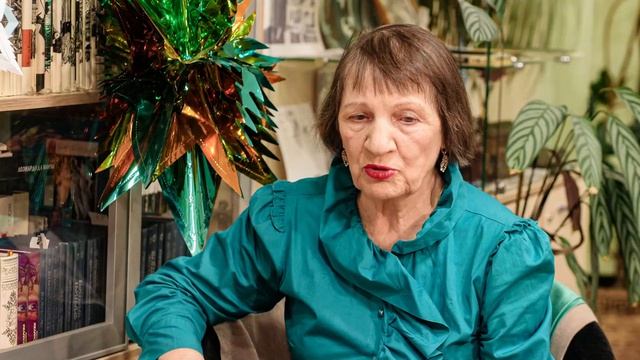 "Книга, продиктованная жизнью" - интервью с Галиной Гнечутской