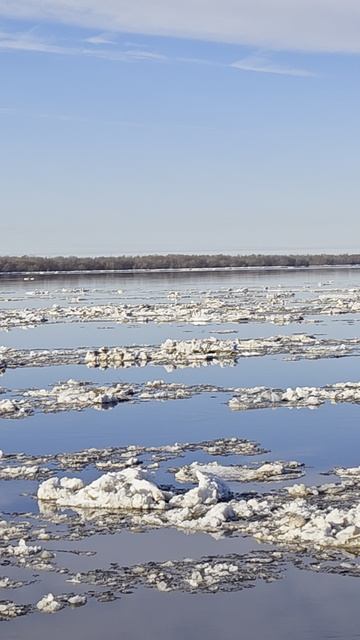 Хвост Ледохода на Северной Двине