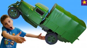 Хотел РАЗОБРАТЬ ГРУЗОВИК ГАЗ ММ! Зачем ИГОРЮША Достал ПАПИНЫ МАШИНКИ?