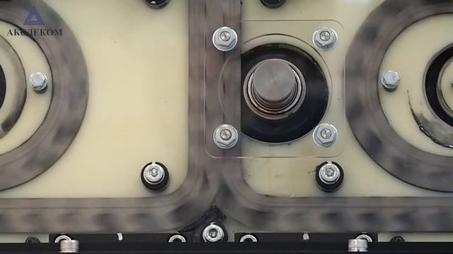 Работа приводной цепи-молнии