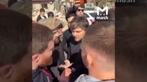 Дагестанский депутат напал на блогеров! "Вы рекламируете то, что убивает детей!"