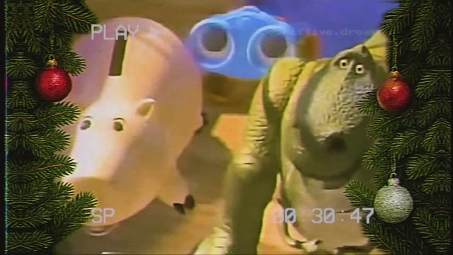 𝚙𝚘𝚟： 𝚢𝚘𝚞’𝚛𝚎 𝚠𝚊𝚝𝚌𝚑𝚒𝚗𝚐 𝟿𝟶𝚜 𝙲𝚑𝚛𝚒𝚜𝚝𝚖𝚊𝚜 𝚌𝚘𝚖𝚖𝚎𝚛𝚌𝚒𝚊𝚕𝚜 ⧸⧸ vaporwave v