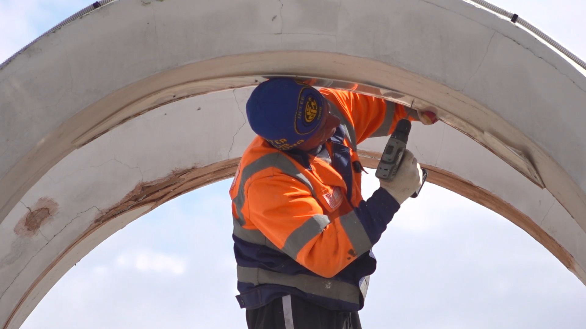 Весеннее преображение: коммунальные службы создают облик будущего лета