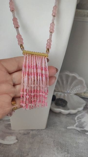 Люблю розовый. Приятная кисточка. #натуральныекамни #авторскиеукрашения #ручнаяработа