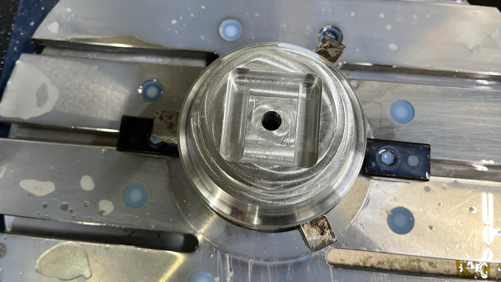 Первая тестовая деталь на фрезерном ЧПУ!