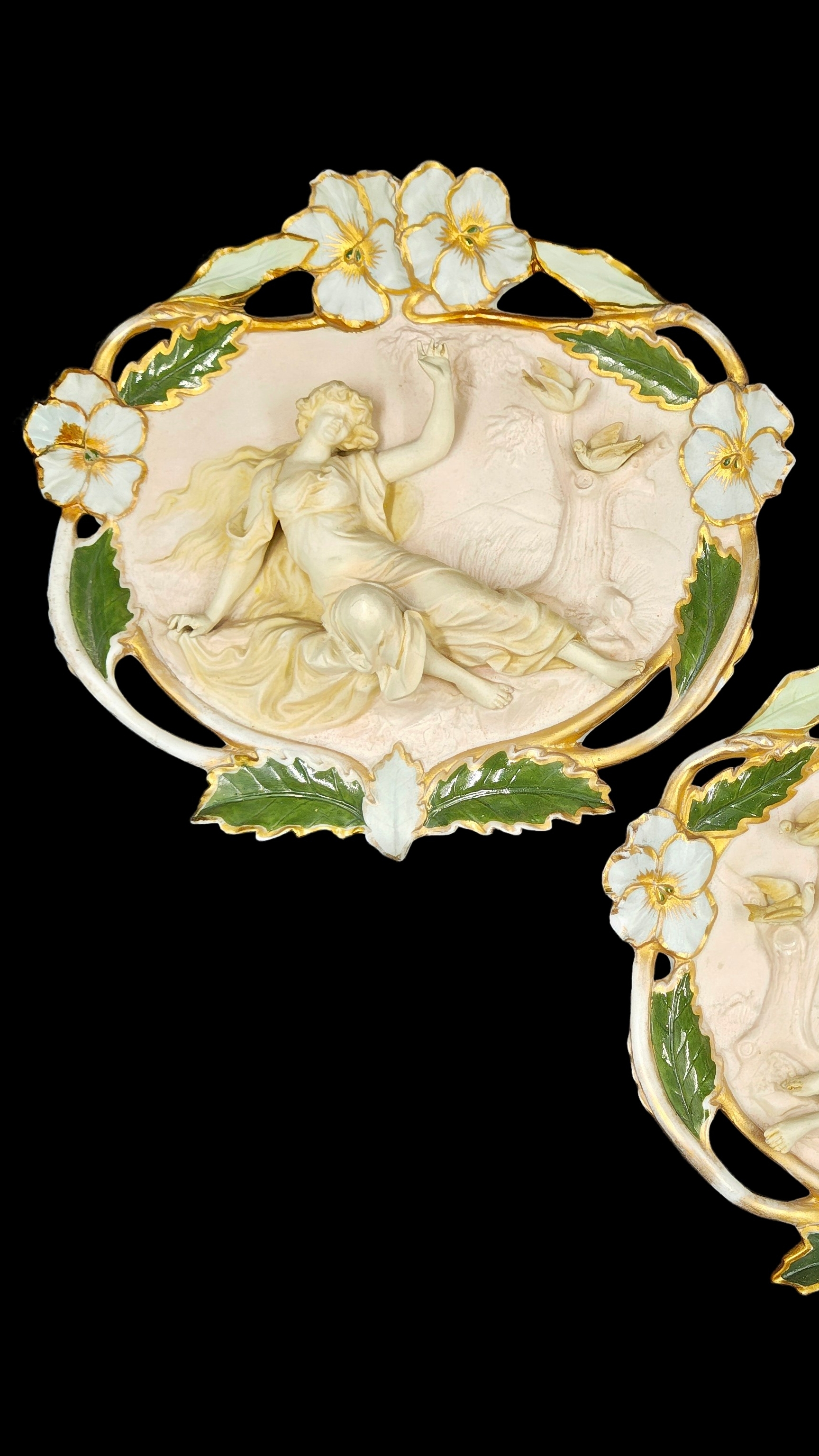 Пара фарфоровых настенных панно Ар-нуво / 303263.