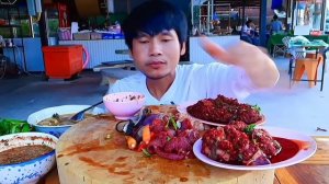#MUKBANG Свежее мясо, субпродукты и свежие овощи с острым соусом! ASMR ЕДА НА КАМЕРУ ОБЖОР ОБЕД