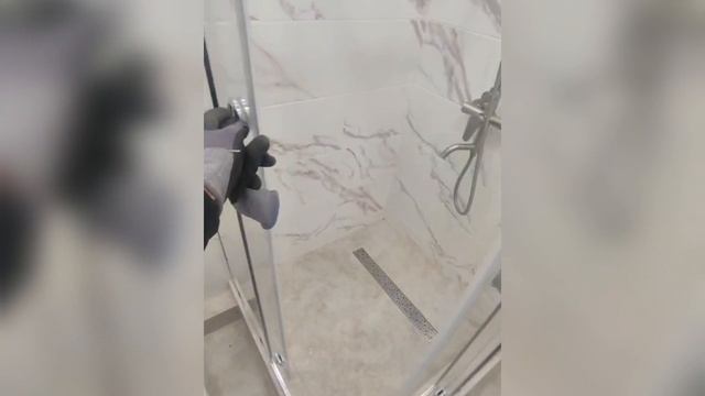 Душевая кабина из стекла с раздвижными дверьми