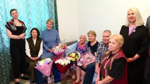 Учительницу из Нефтеюганска поздравили со столетием