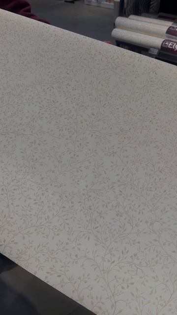 Обои с веточками от российского бренда Elysium